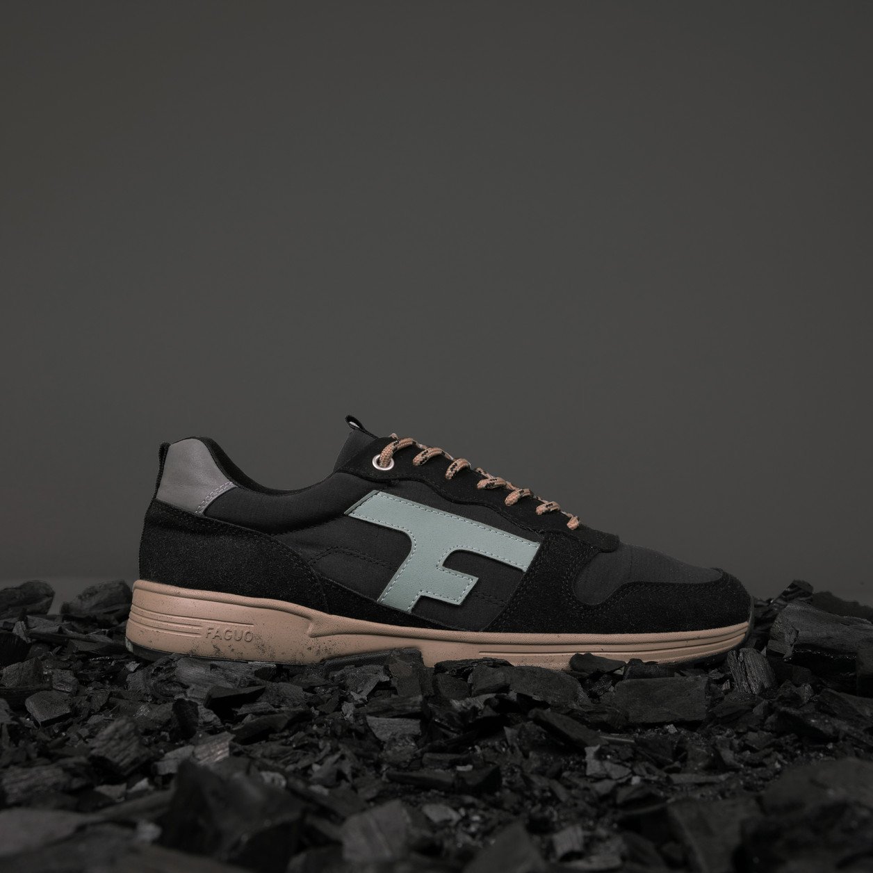 67e05e_70c000c16be94f89a0f89193cd9cbed2mv2.jpeg FAGUO patike Olive Syn Woven Suede BLA29 7481 - Slika 1